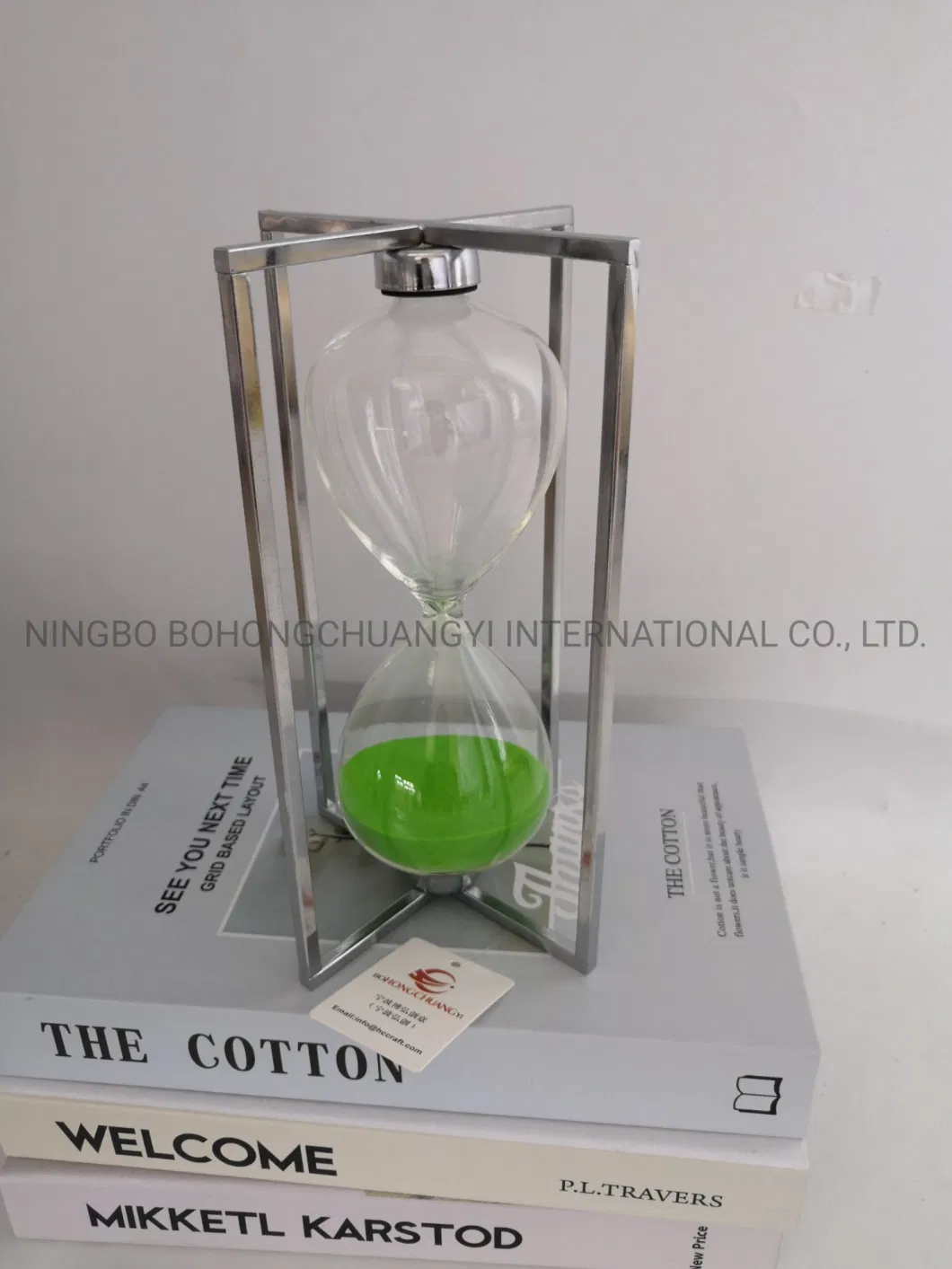 Hot Selling Promotional Game Gift 15/30/60 Minutes Rotating Sand Timer Hourglass for Home Decoration